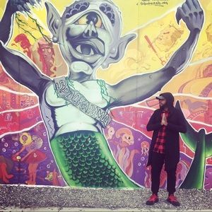 Meet your Posher, Jay Seasons!